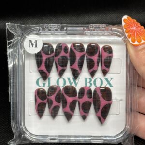 Pink & Dark Leopard Print